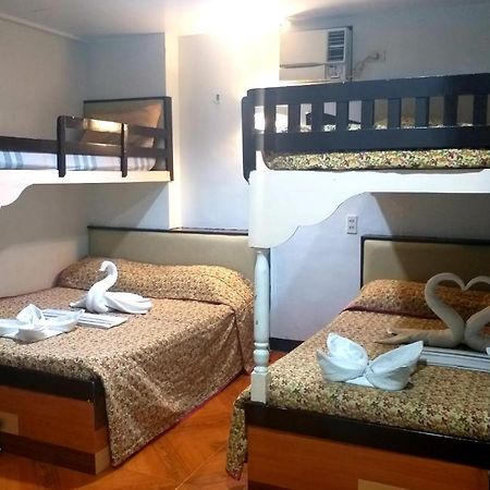 Sola Eleganza Apartelle Quezon City Exteriér fotografie