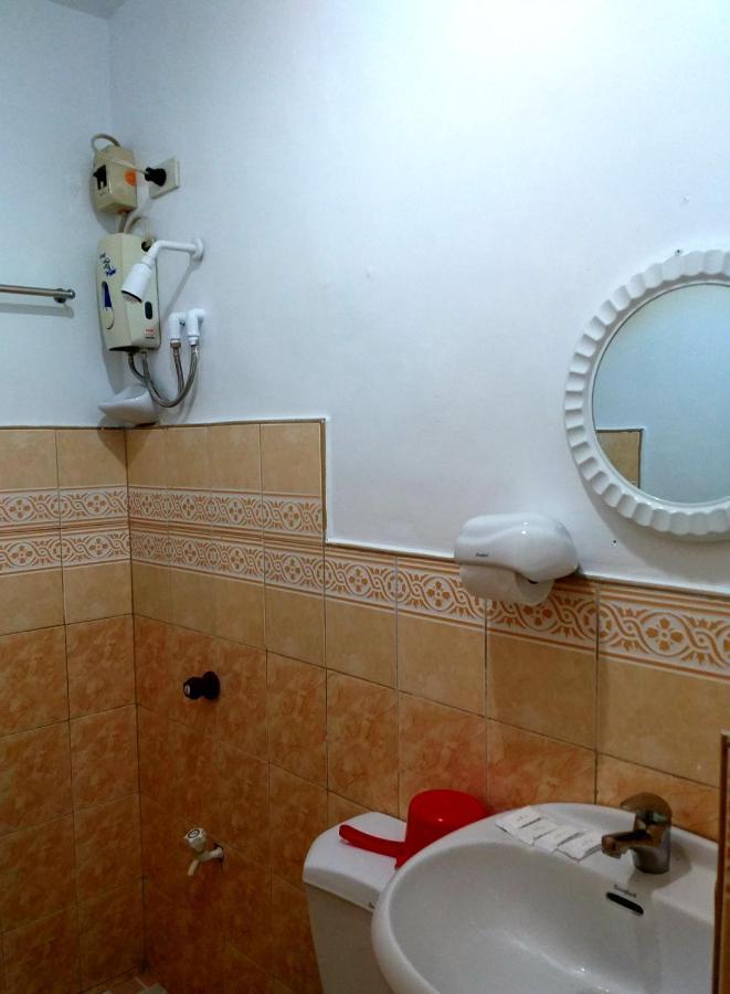 Sola Eleganza Apartelle Quezon City Exteriér fotografie