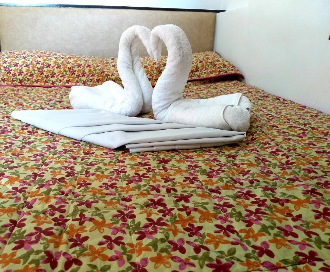 Sola Eleganza Apartelle Quezon City Exteriér fotografie